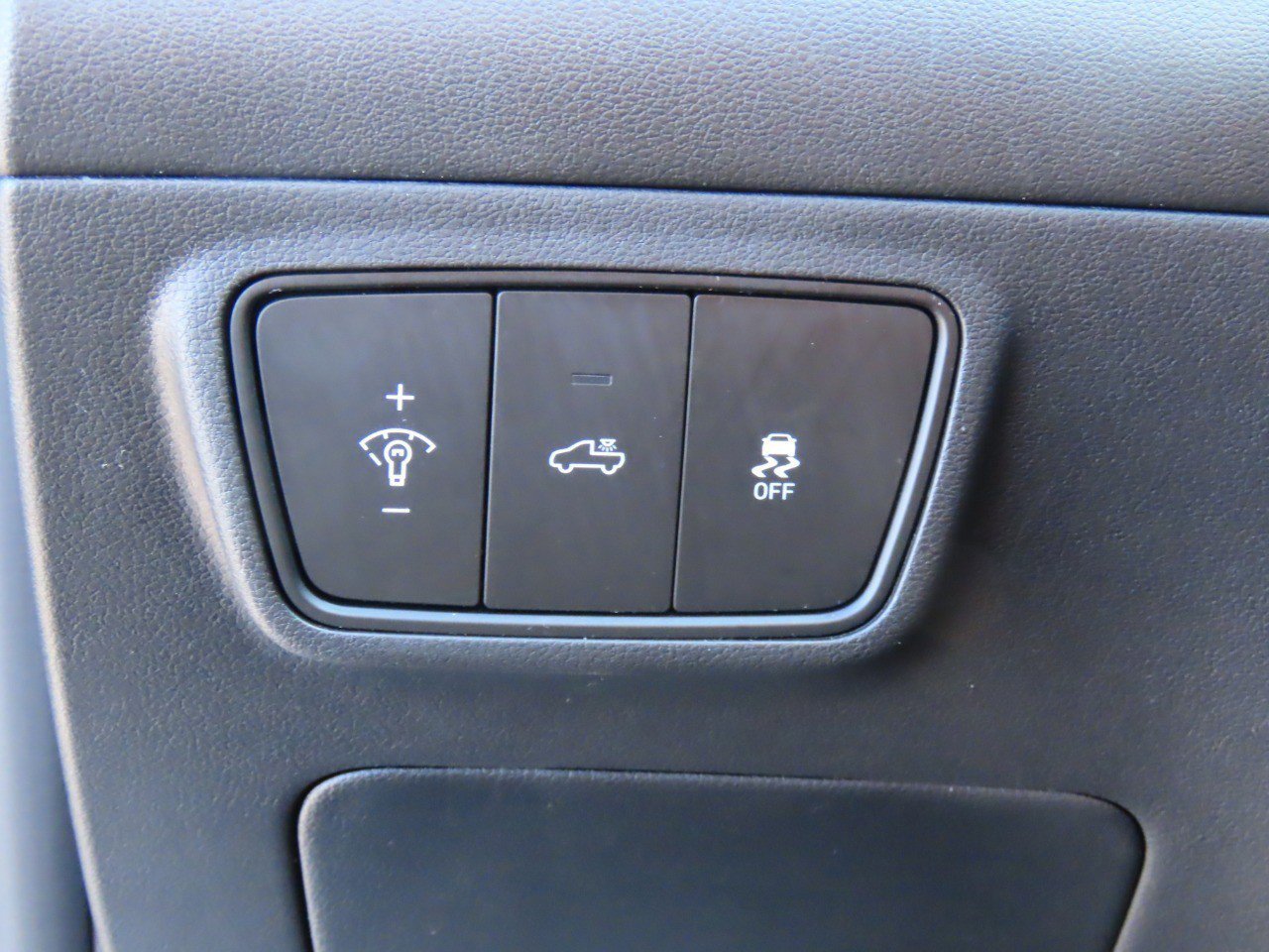 Used 2023 Hyundai Santa Cruz SEL w/ Activity Package image 26