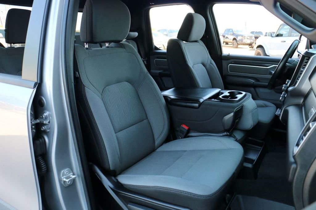 Used 2023 RAM 1500 Big Horn AWD/4WD image 34