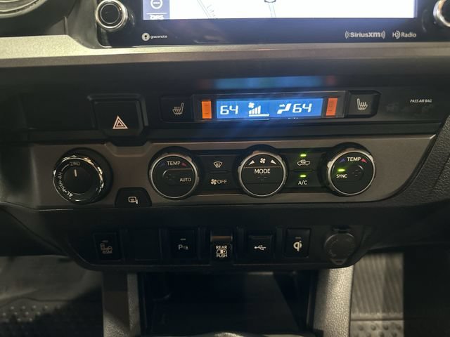 Used 2022 Toyota Tacoma TRD Sport w/ TRD Premium Sport Package AWD/4WD image 21