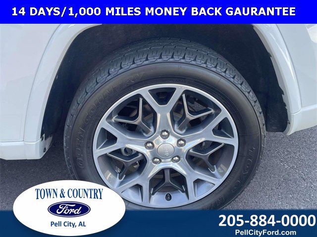 Used 2020 Jeep Grand Cherokee Overland image 25