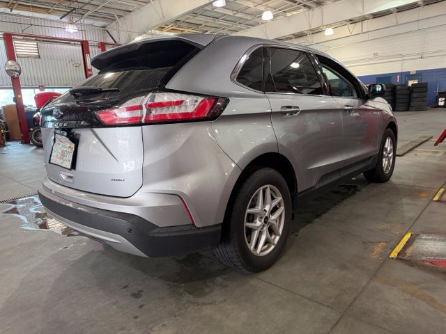 Certified 2024 Ford Edge SEL AWD/4WD image 9