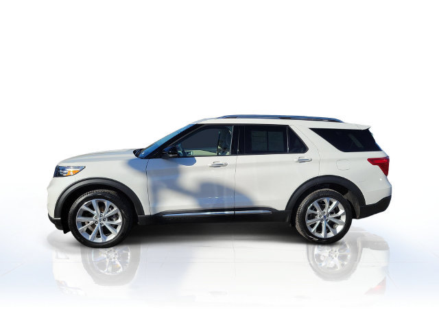 Certified 2023 Ford Explorer Platinum w/ Technology Package AWD/4WD image 4