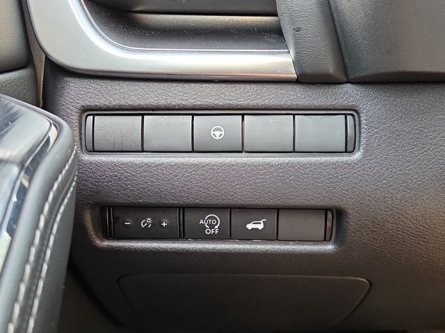 Used 2023 Nissan Rogue SV w/ SV Premium B Package FWD image 25