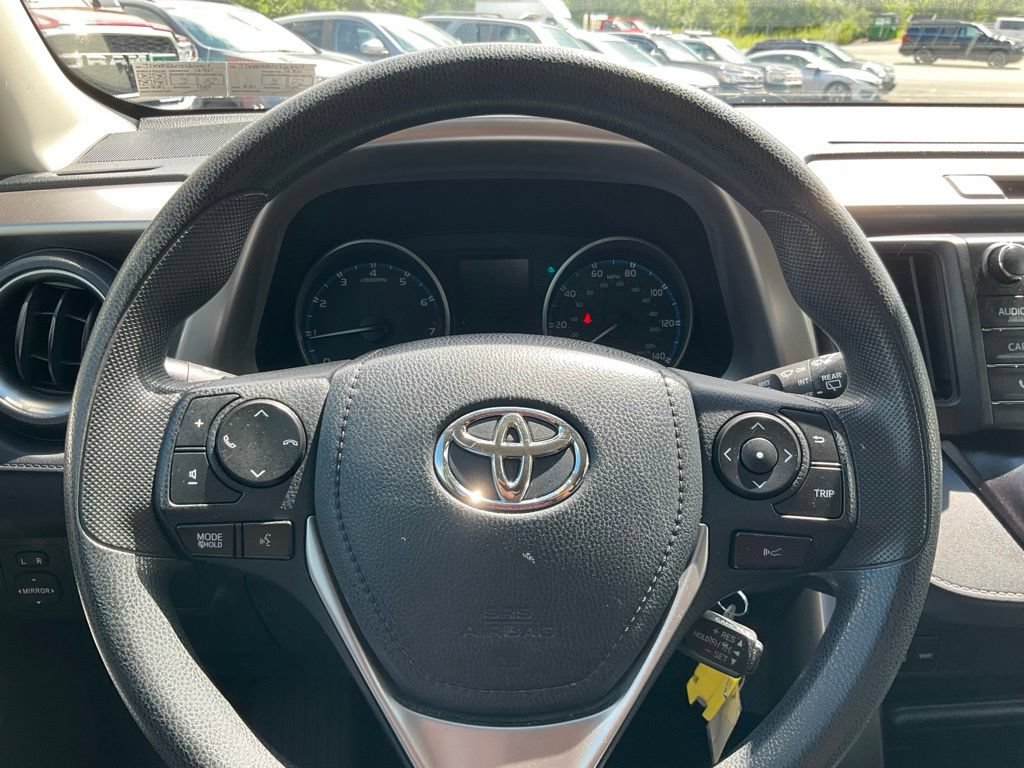 Used 2018 Toyota RAV4 LE w/ All Weather Liner Package AWD/4WD image 6