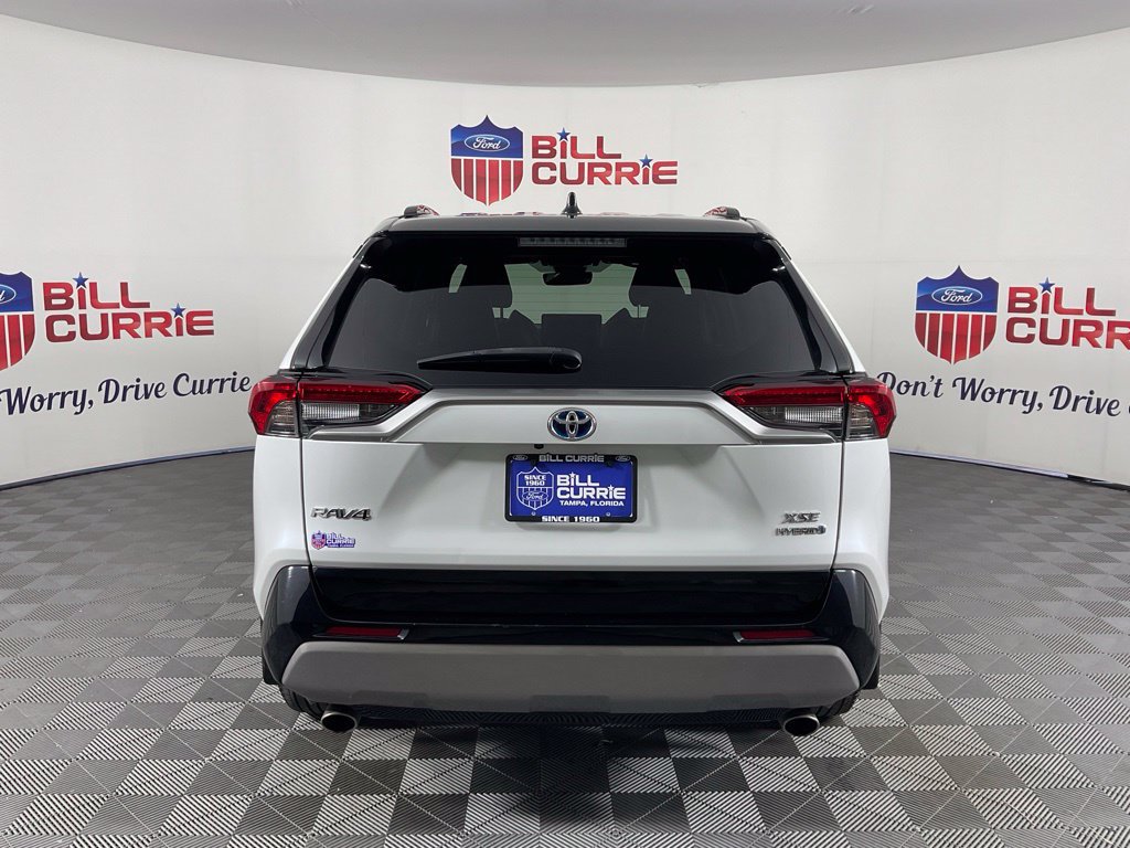 Used 2024 Toyota RAV4 XSE AWD/4WD image 4