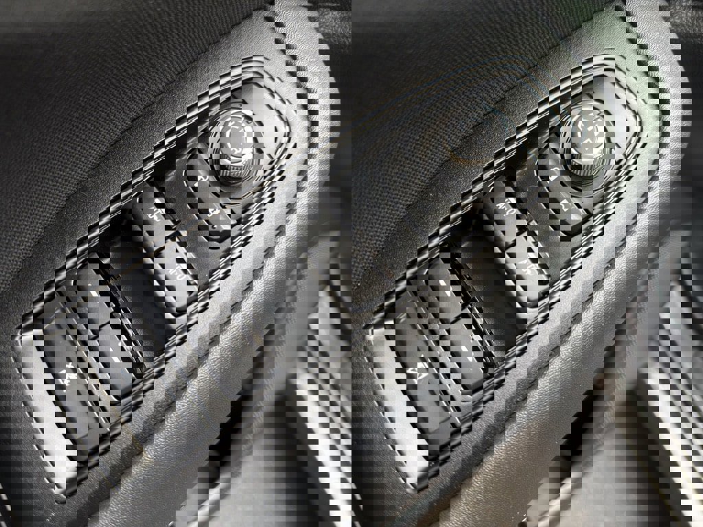 Used 2023 Subaru Legacy Premium image 16