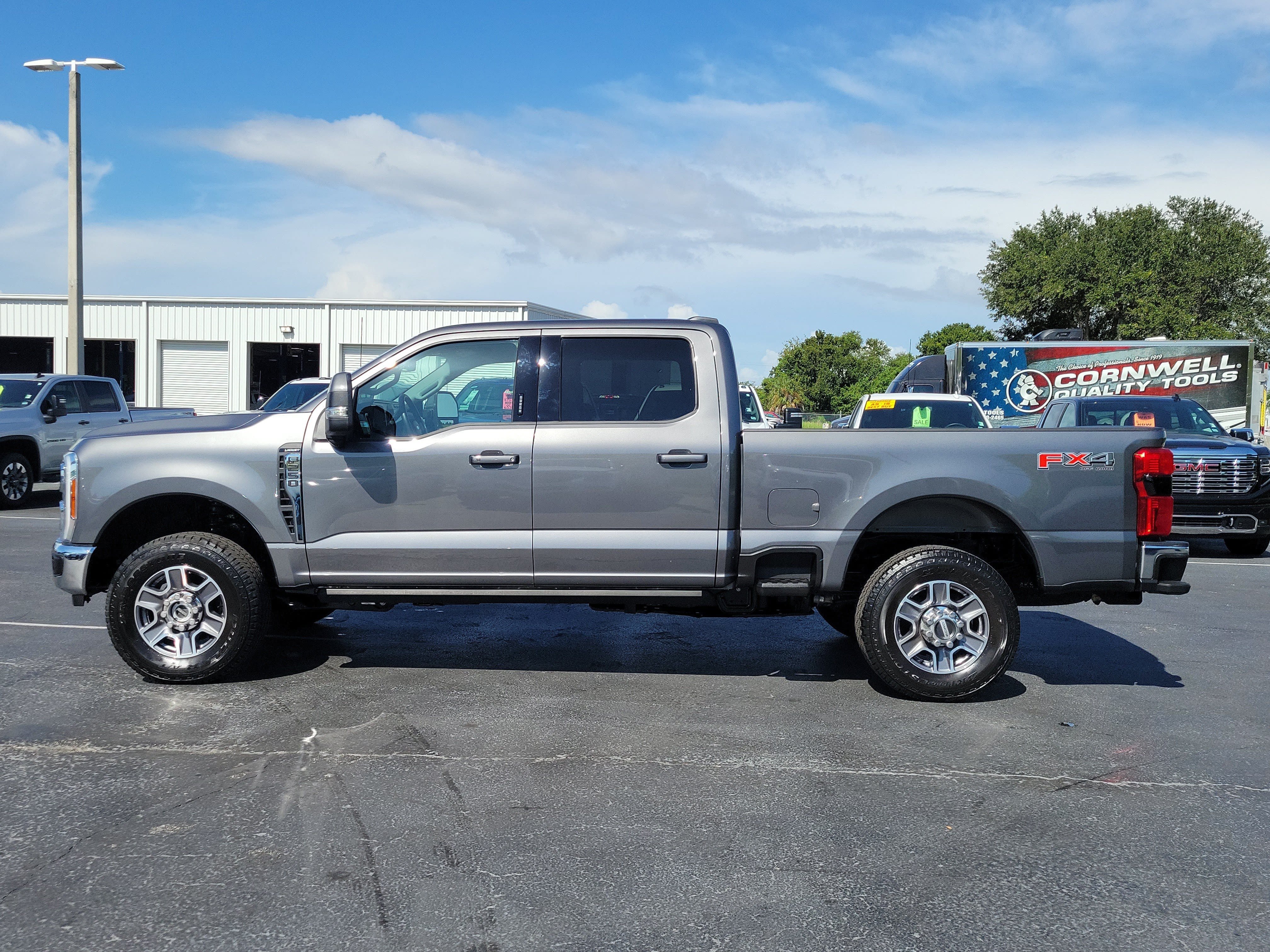 Certified 2023 Ford F250 Lariat w/ FX4 Off-Road Package AWD/4WD image 6