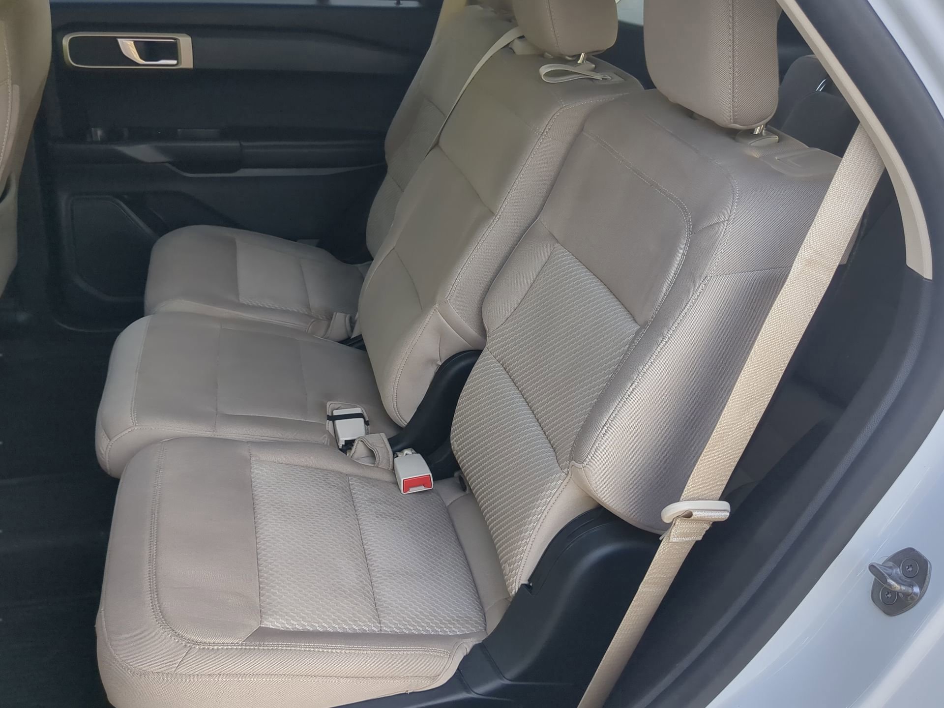 Certified 2021 Ford Explorer 2WD image 53