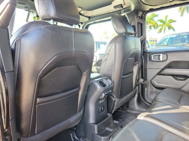 Used 2021 Jeep Wrangler Unlimited Sahara image 14