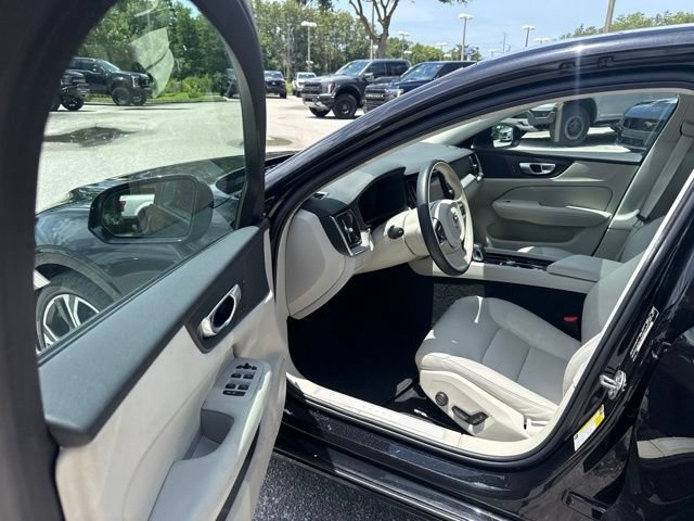 Used 2024 Volvo S60 B5 Plus w/ Climate Package FWD image 14