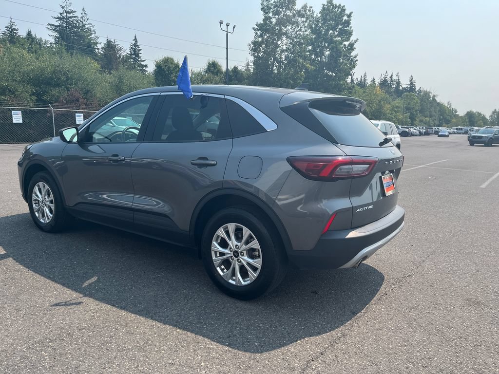 Certified 2024 Ford Escape Active AWD/4WD image 4