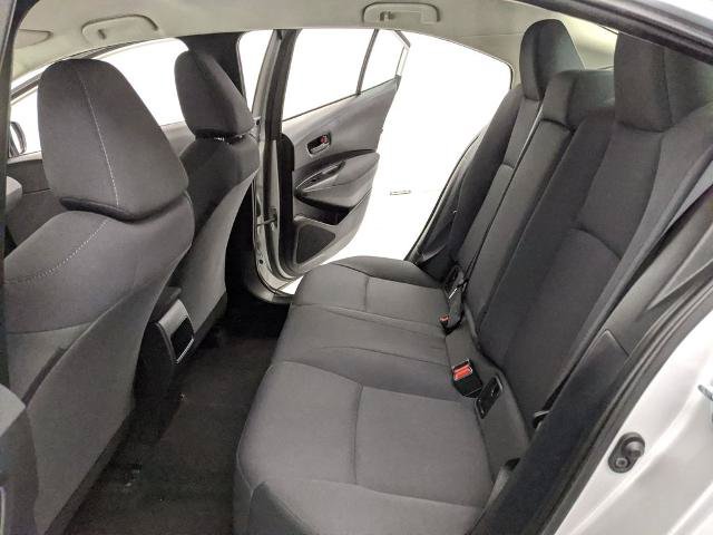 Used 2022 Toyota Corolla LE FWD image 16