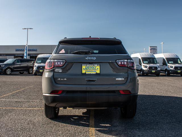 Used 2024 Jeep Compass Latitude AWD/4WD image 6