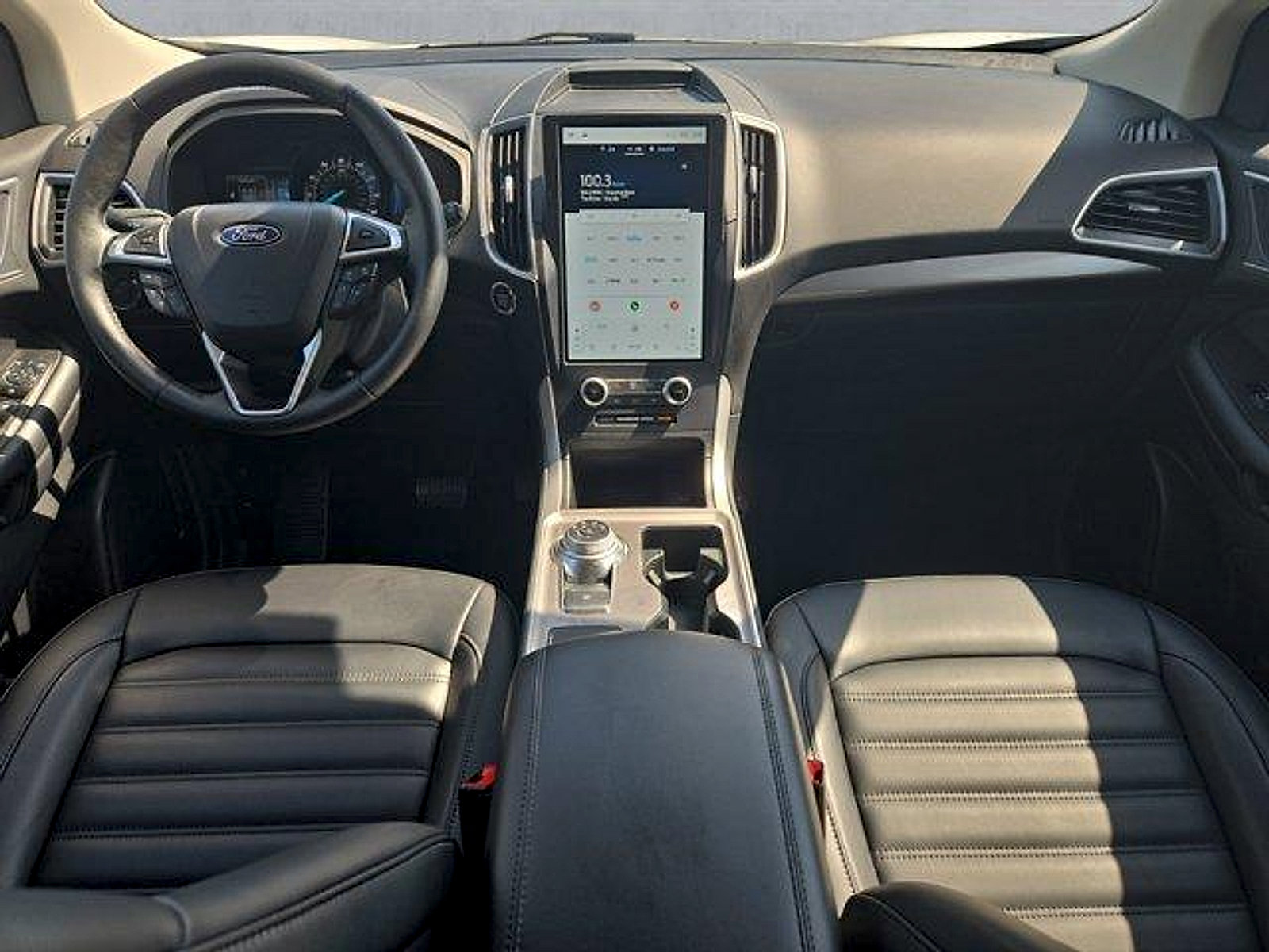 Certified 2024 Ford Edge SEL w/ Convenience Package AWD/4WD image 9