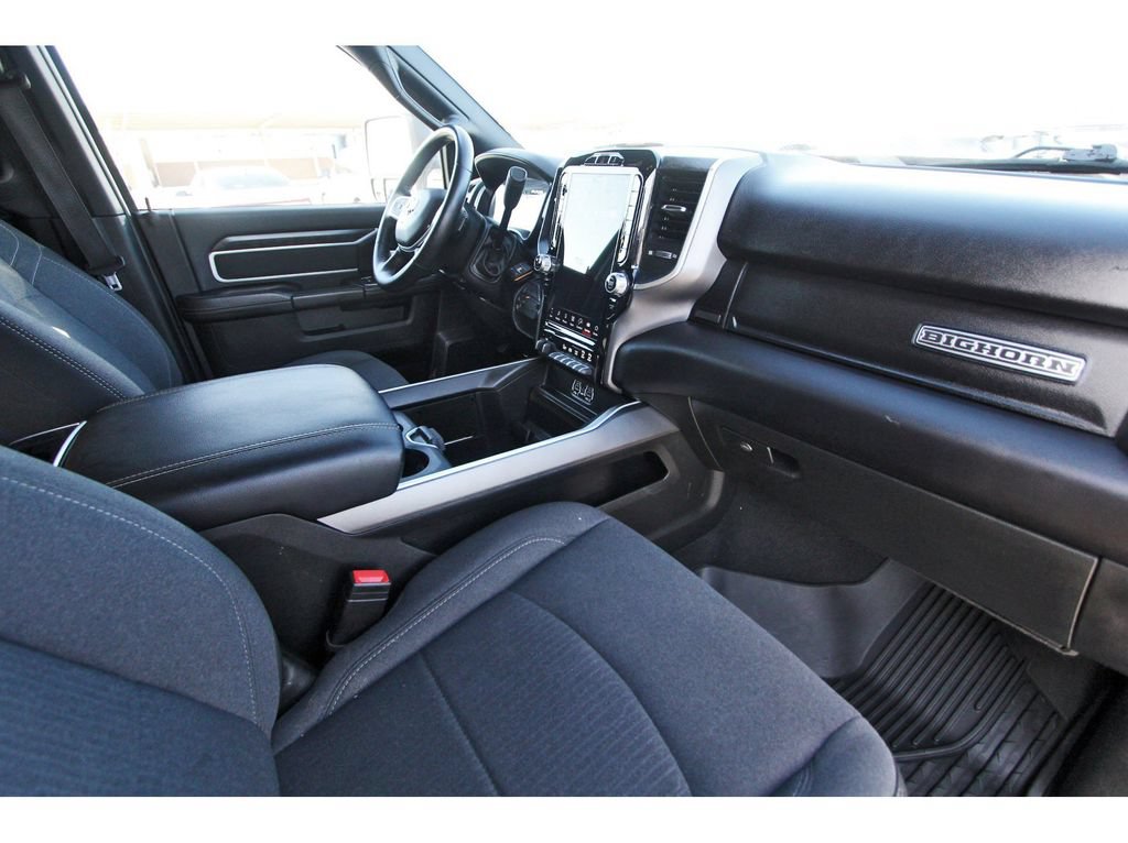 Used 2024 RAM 3500 Big Horn w/ Sport Appearance Package AWD/4WD image 28