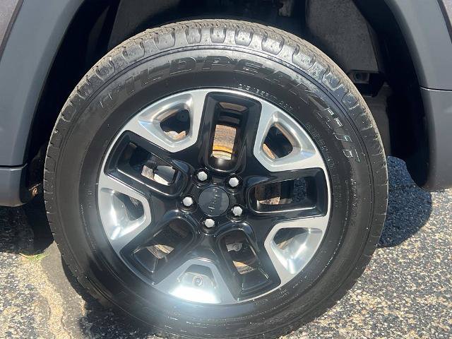 Used 2018 Jeep Compass Trailhawk w/ Leather Interior Group AWD/4WD image 8