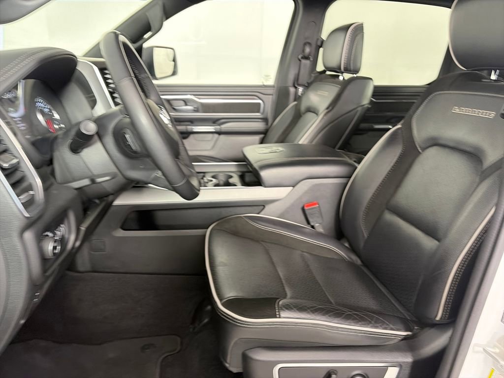 Used 2025 RAM 1500 Laramie image 11