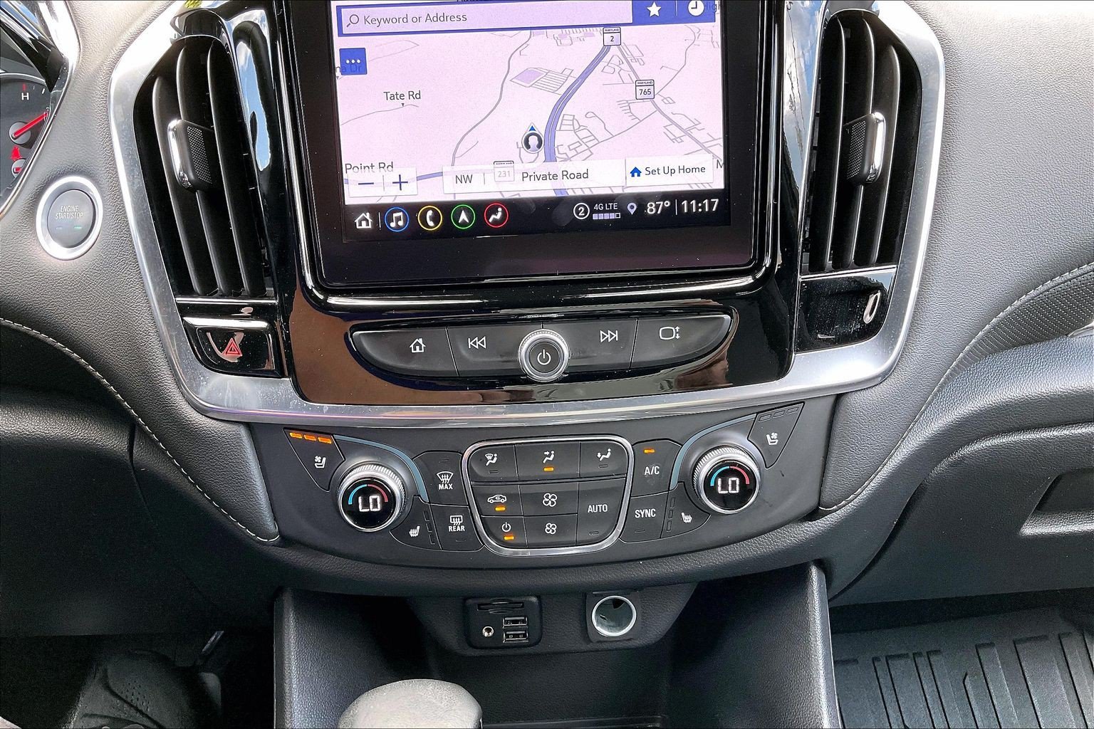 Used 2023 Chevrolet Traverse Premier AWD/4WD image 33