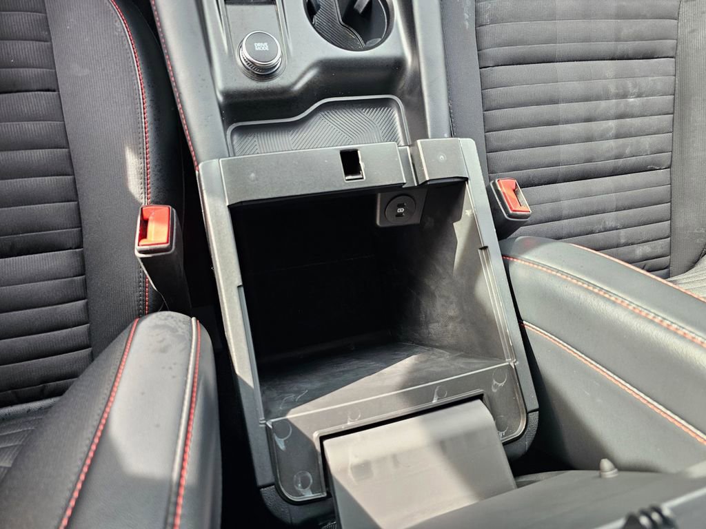 Certified 2025 Ford Explorer ST-Line image 29