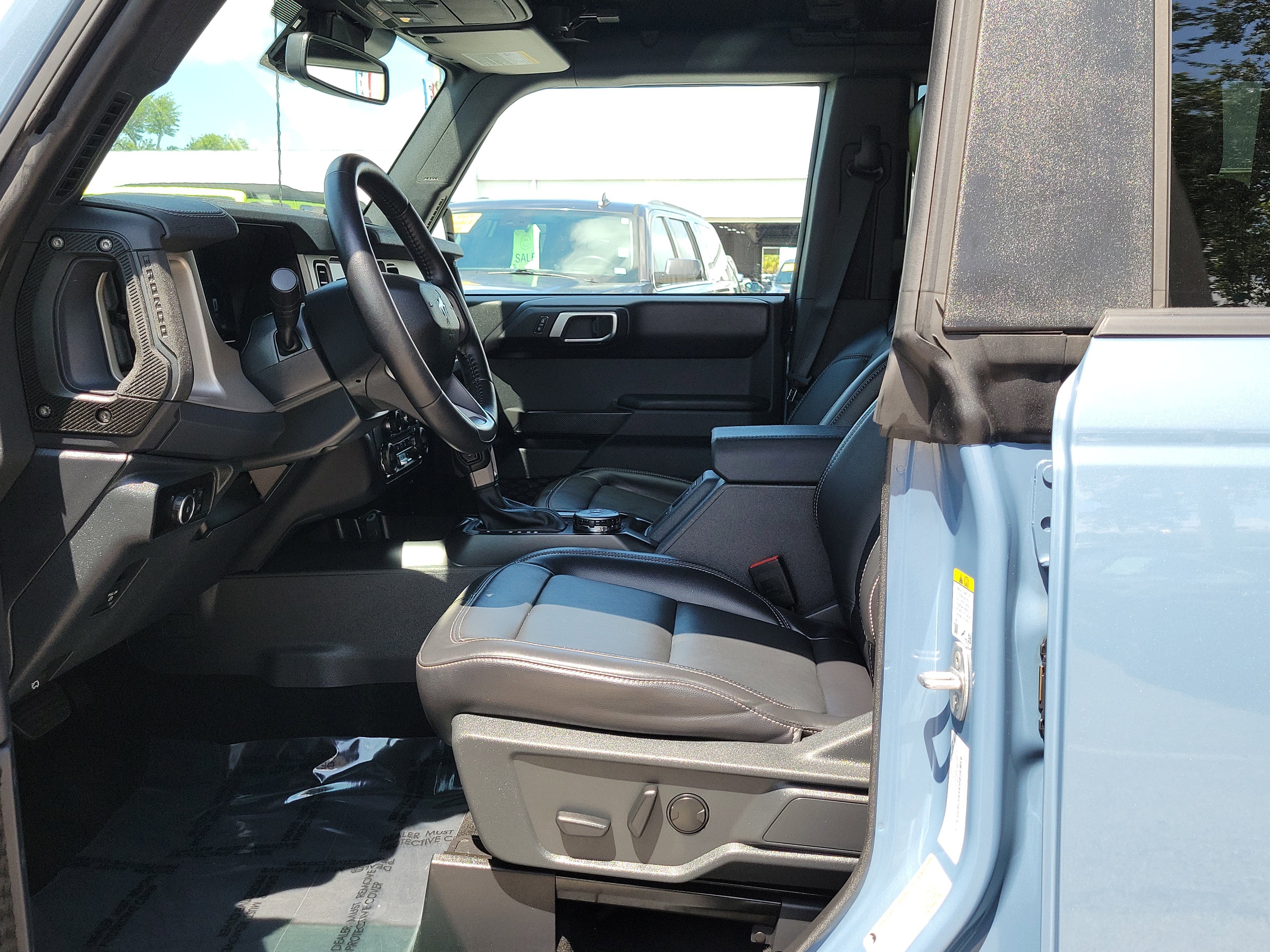 Certified 2025 Ford Bronco Outer Banks AWD/4WD image 19