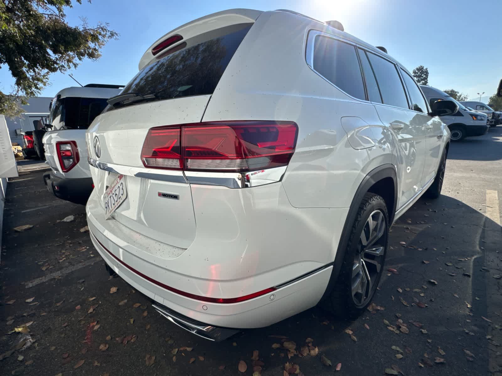 Used 2021 Volkswagen Atlas SEL Premium AWD/4WD image 4