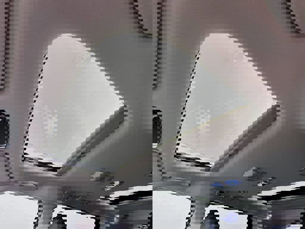 Used 2023 Kia Carnival SX Prestige image 33