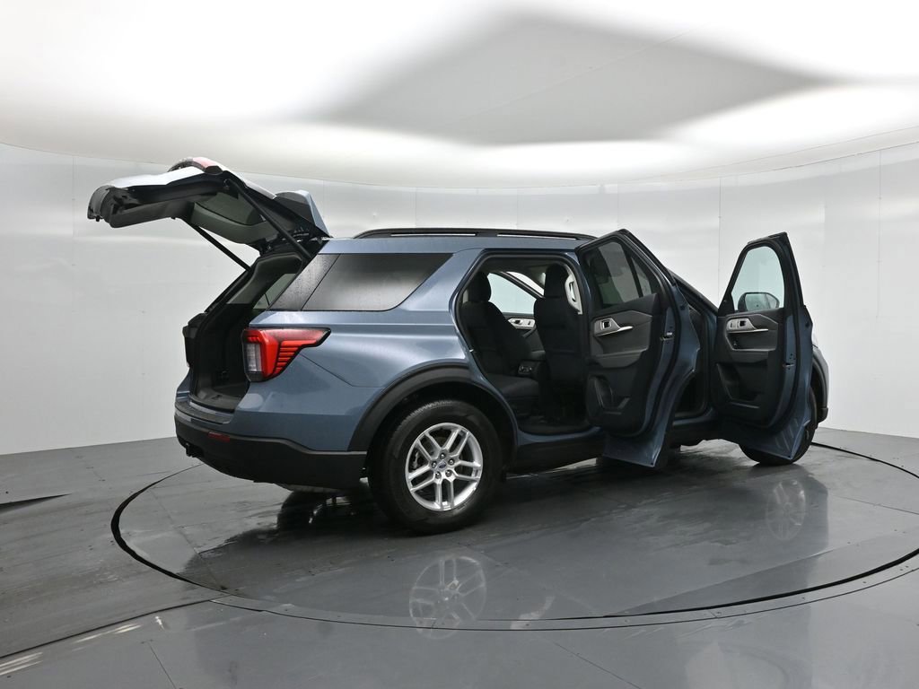 Certified 2025 Ford Explorer Active image 34
