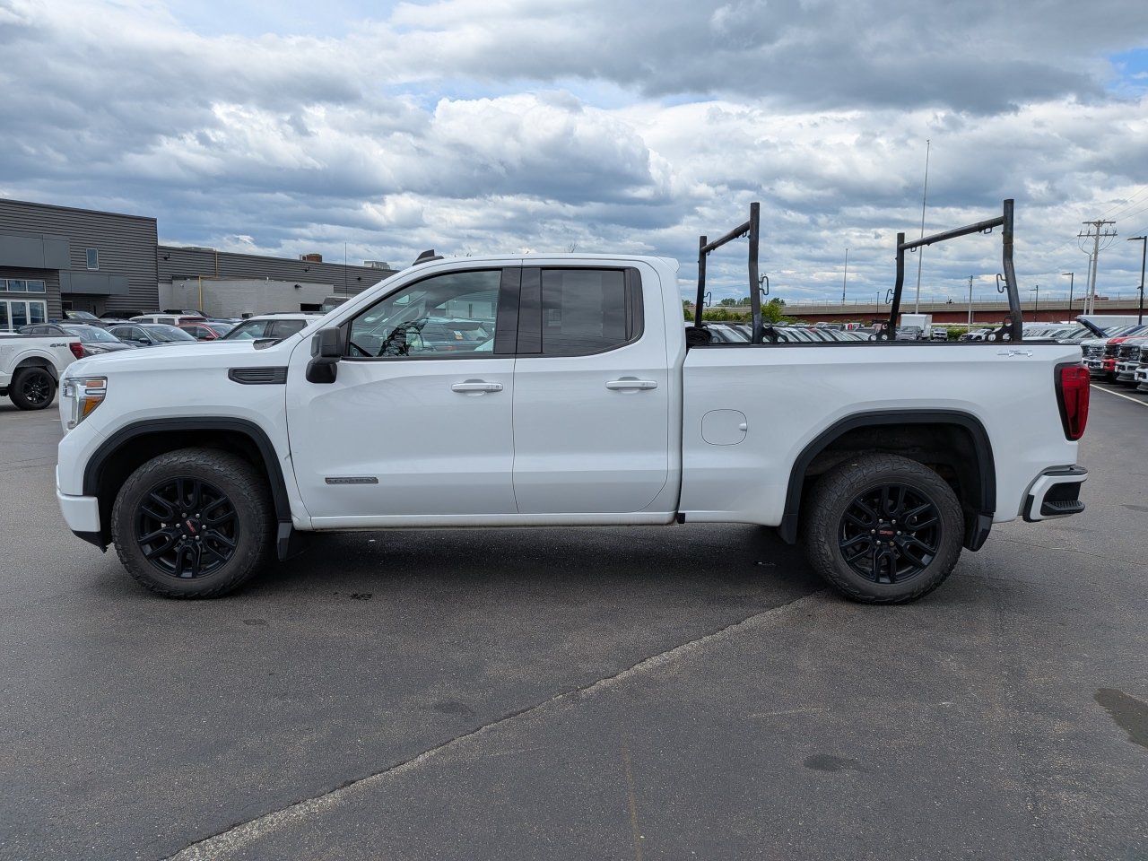 Used 2021 GMC Sierra 1500 Elevation w/ LPO, GMC Protection Package AWD/4WD image 7