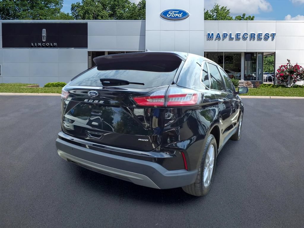 Certified 2024 Ford Edge SEL w/ Convenience Package AWD/4WD image 4