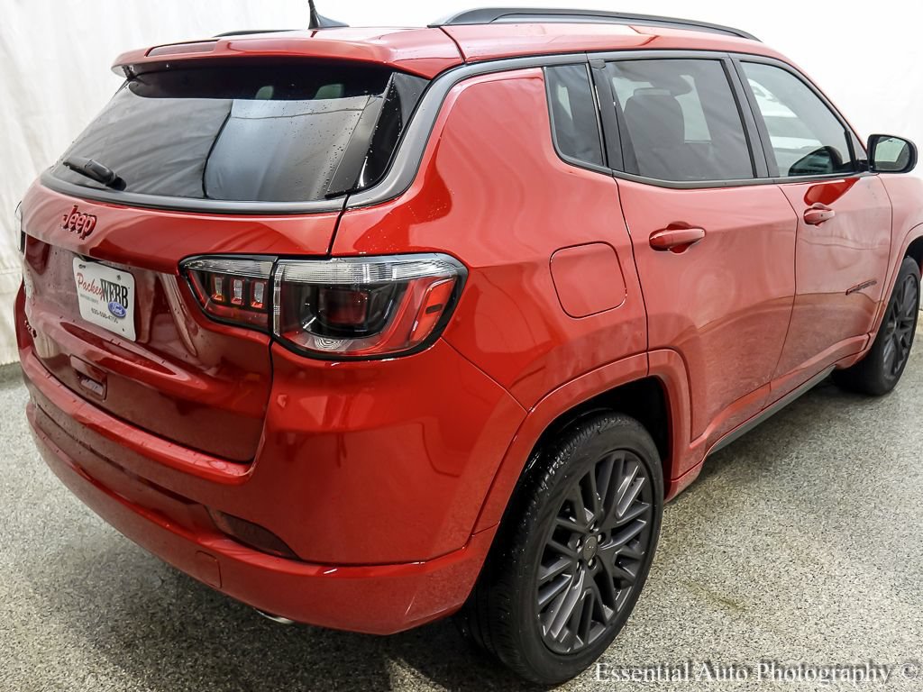 Used 2022 Jeep Compass Limited AWD/4WD image 7