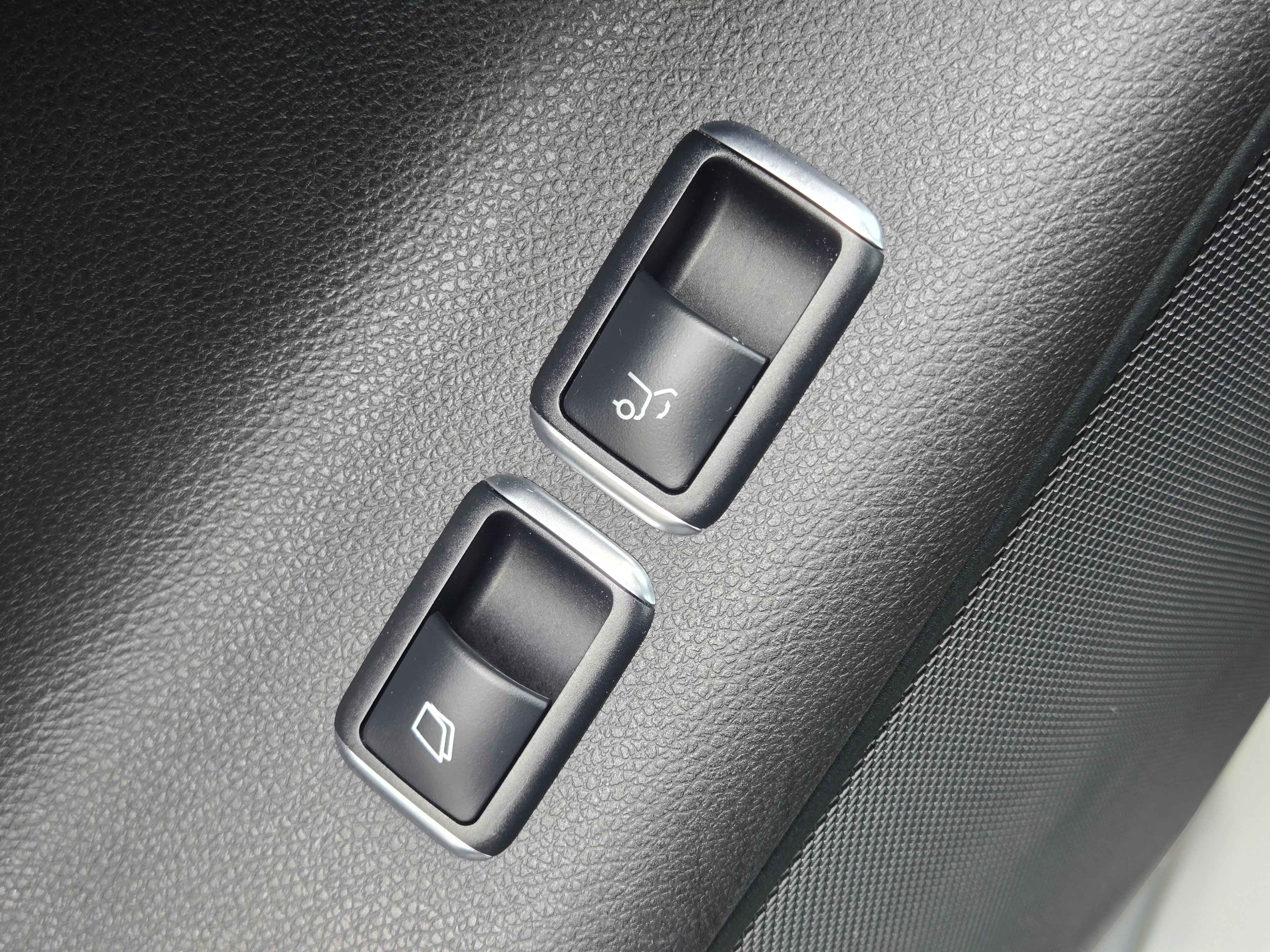 Used 2019 Mercedes-Benz GLS 450 4MATIC w/ Premium 1 Package image 23