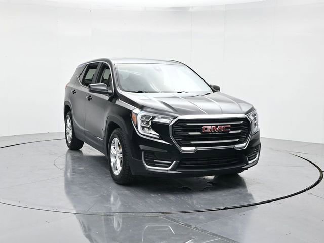 Used 2022 GMC Terrain SLE image 4