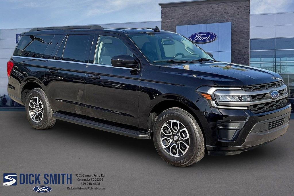 Certified 2024 Ford Expedition Max XLT image 3
