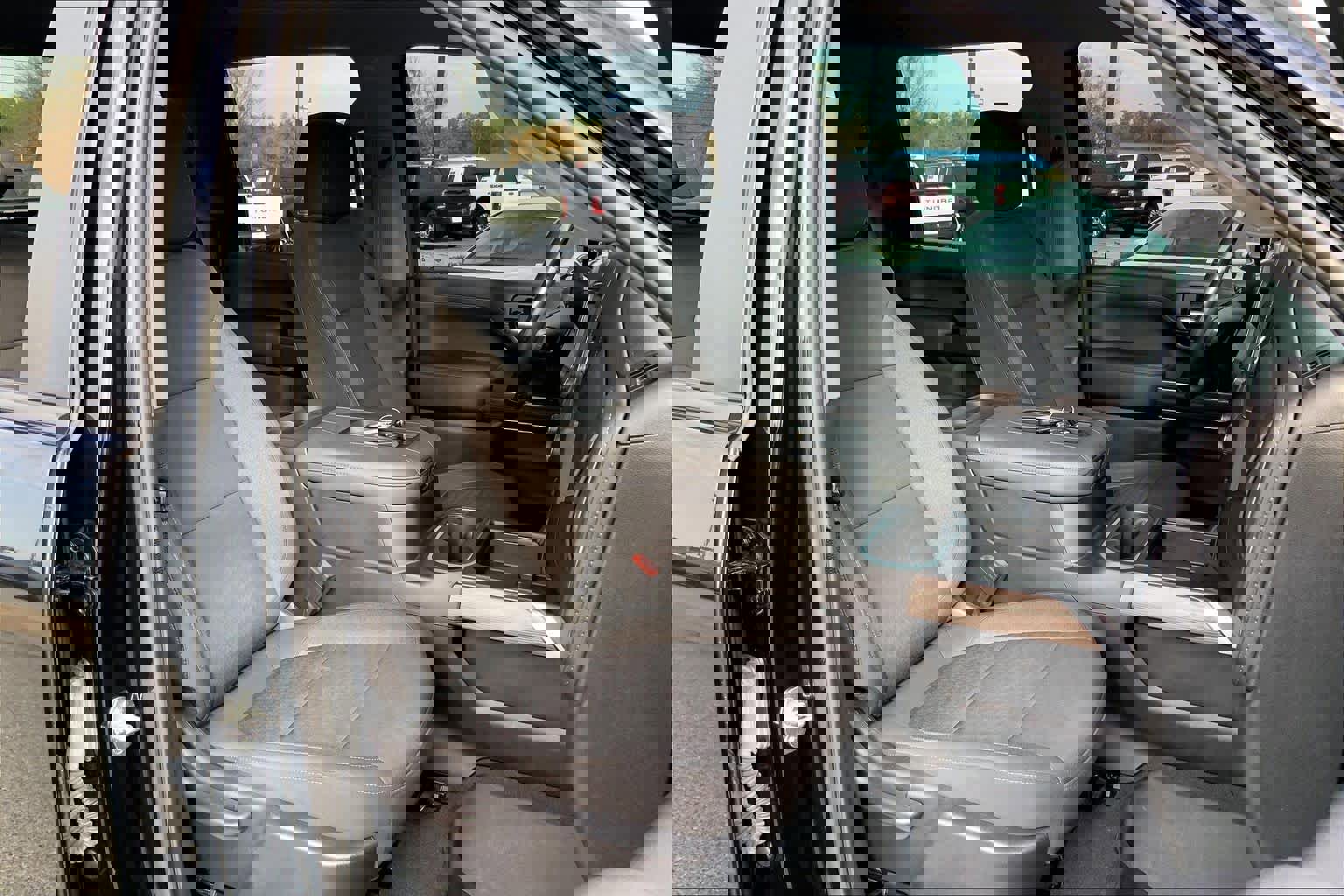 Used 2021 Chevrolet Silverado 2500 LT w/ All Star Edition image 8