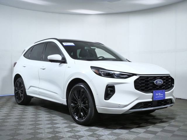 Certified 2024 Ford Escape ST-Line Elite w/ Premium Technology Package AWD/4WD video 1