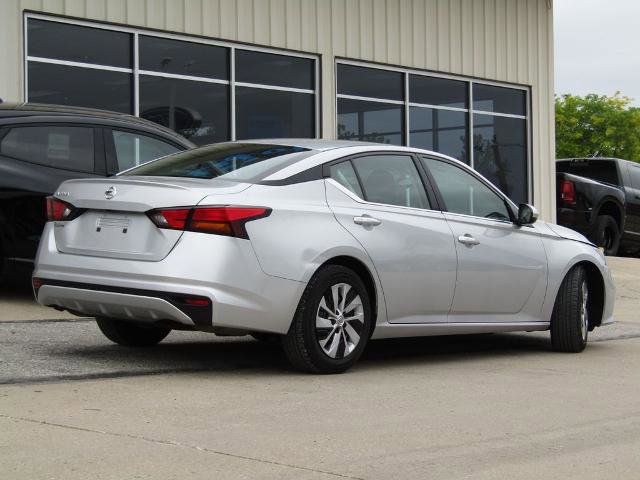 Used 2022 Nissan Altima 2.5 S FWD image 3