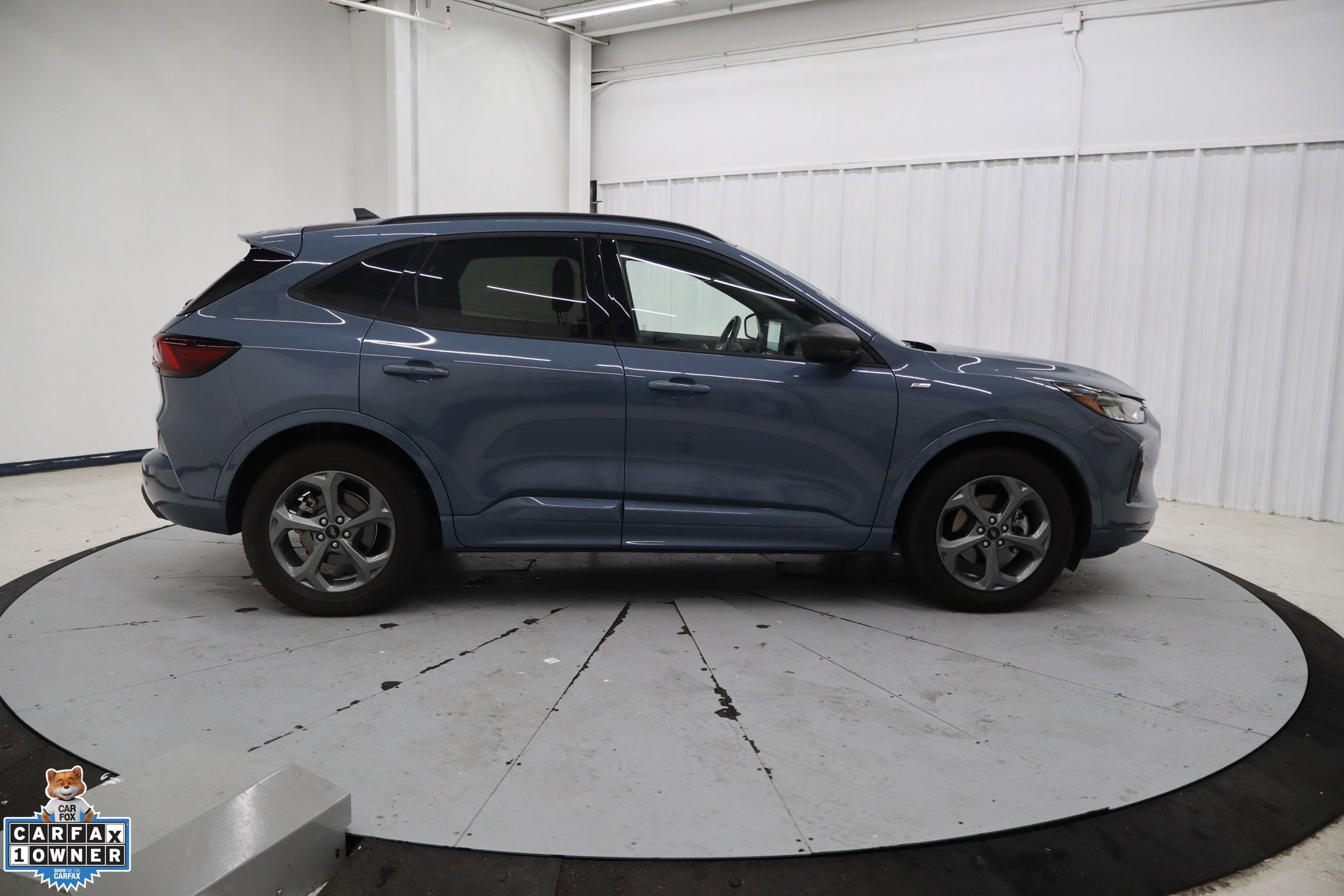 Certified 2024 Ford Escape ST-Line w/ Tech Pack #1 FWD image 2