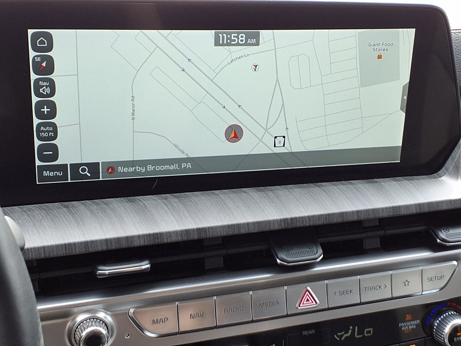 Used 2024 Kia Telluride EX image 29