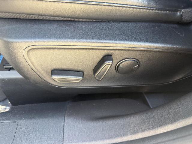 Certified 2023 Ford Escape ST-Line Select w/ Tech Pack #2 AWD/4WD image 14