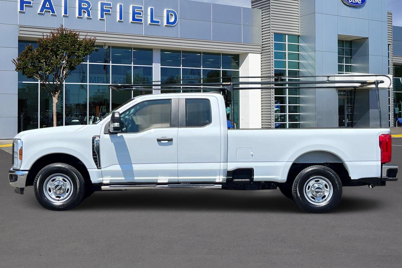 Certified 2024 Ford F250 XL w/ XL Chrome Package RWD image 11