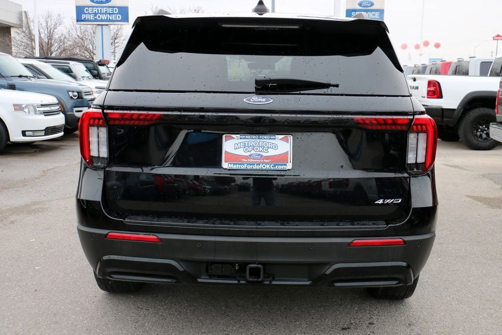 Certified 2025 Ford Explorer ST-Line image 6