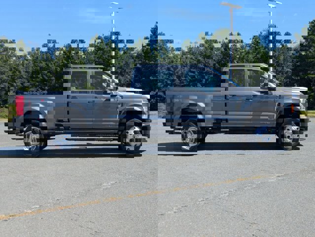 Certified 2023 Ford F450 XL w/ XL Driver Assist Package image 3