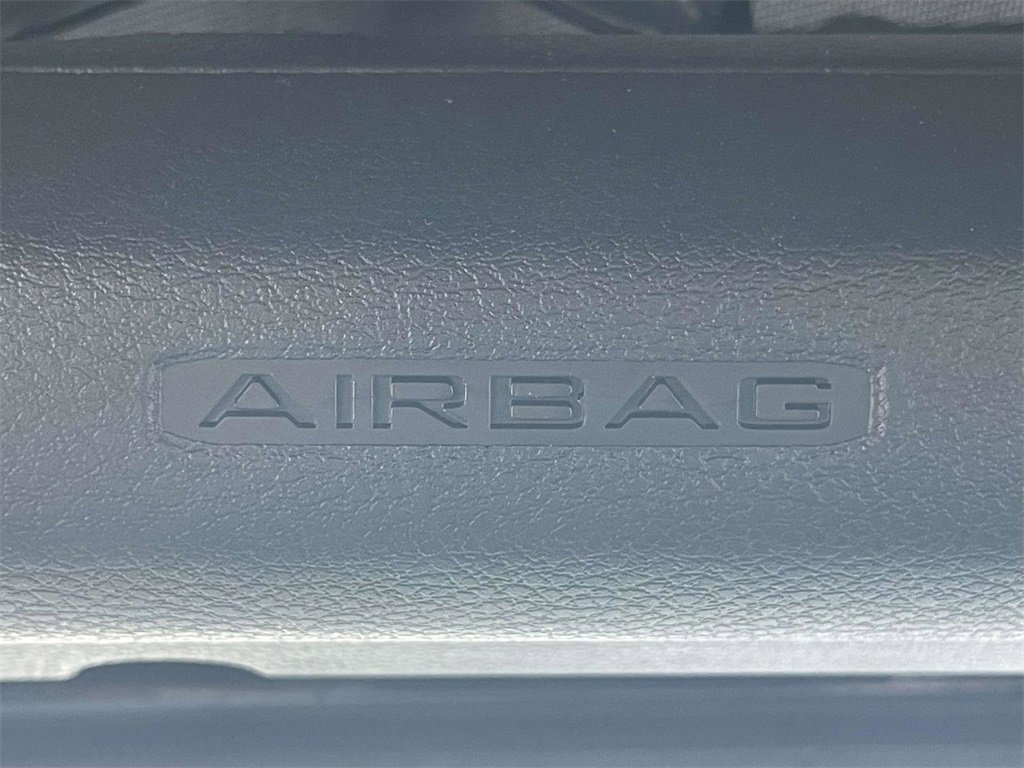 Used 2025 Jeep Wrangler Sport image 26