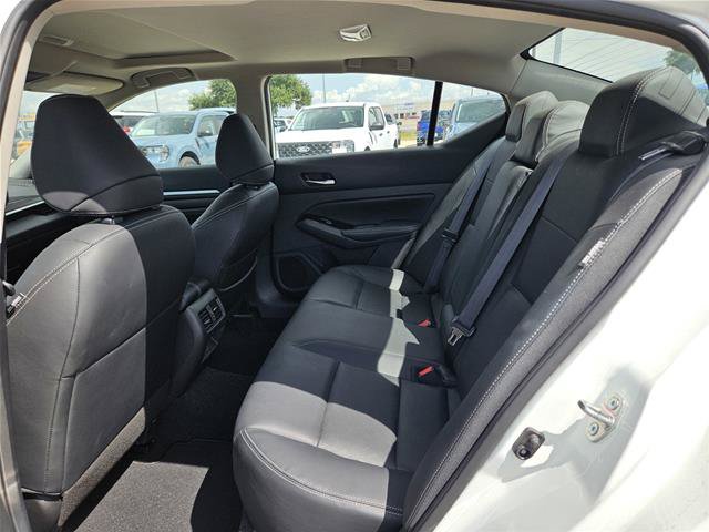 Used 2023 Nissan Altima 2.5 SL FWD image 10