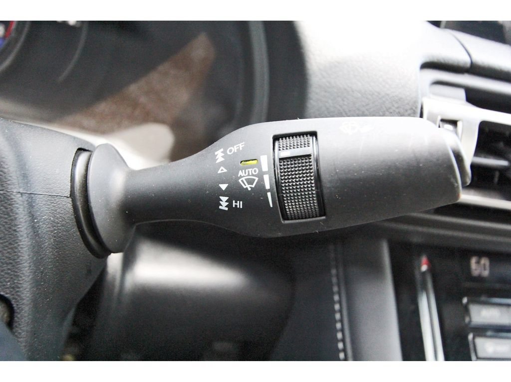 Used 2022 Lexus IS 350 F Sport RWD image 17