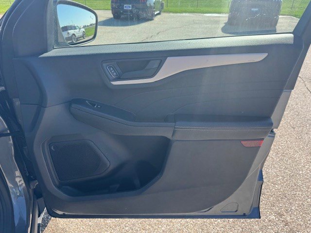 Certified 2022 Ford Escape SE w/ Convenience Package AWD/4WD image 36