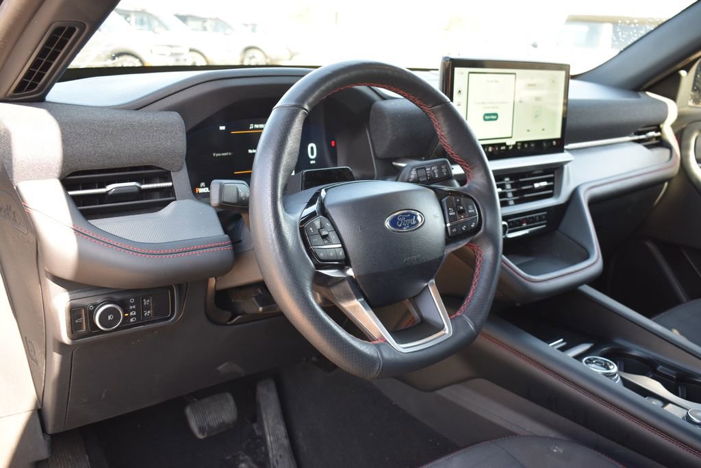 Certified 2025 Ford Explorer ST-Line w/ ST-Line Street Pack image 10