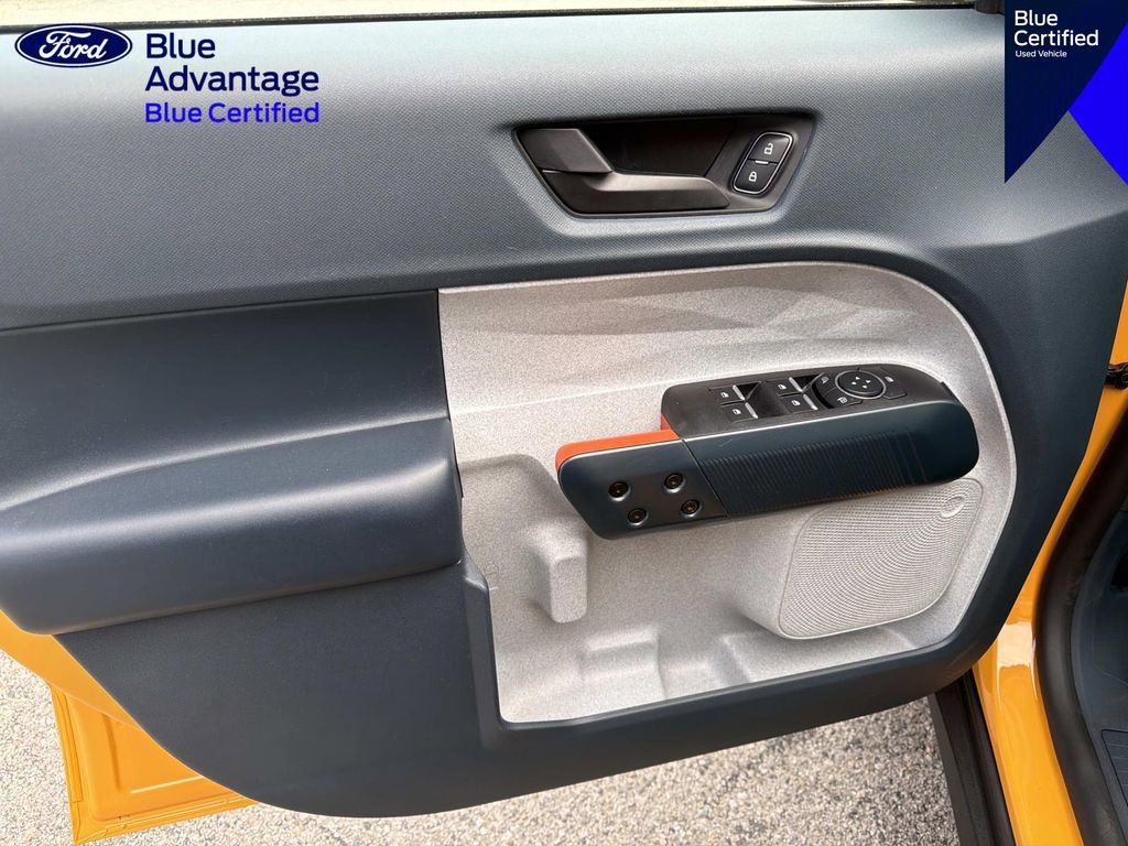 Certified 2023 Ford Maverick XLT FWD image 13