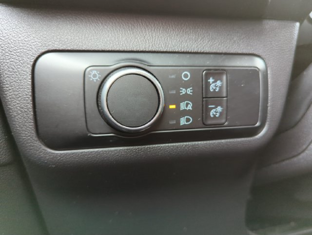 Certified 2025 Ford Escape ST-Line AWD/4WD image 29