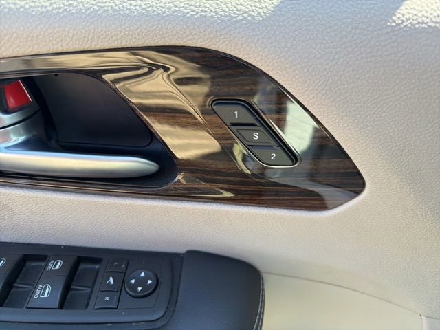 Used 2023 Chrysler Pacifica Limited image 25